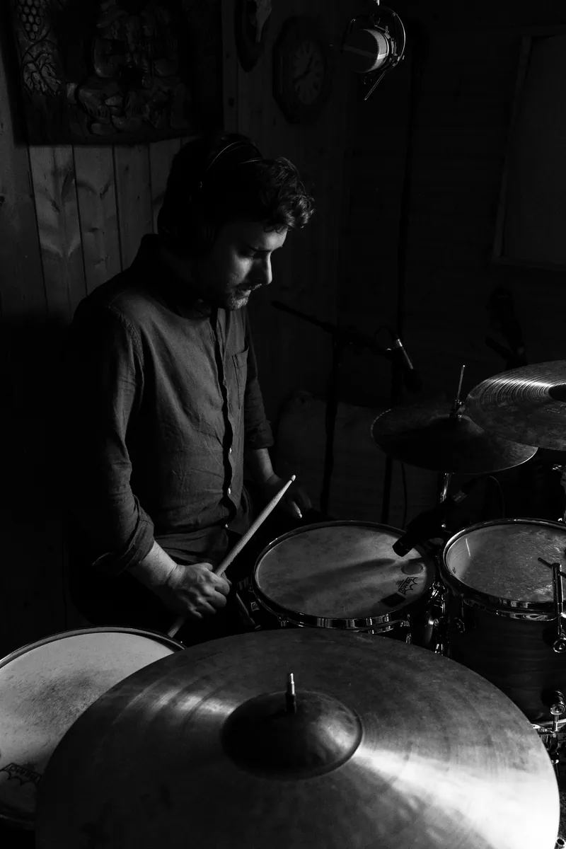daniel simair – photo 107